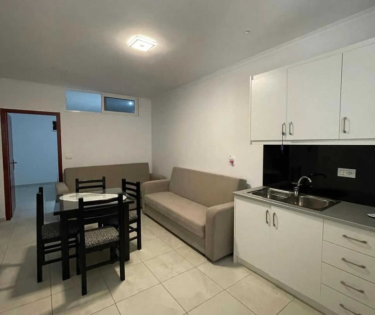 Dauti Apartments Sarande